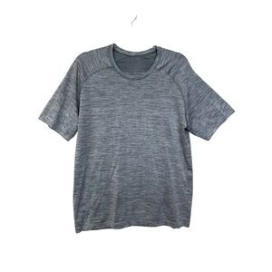 Lululemon Men's Gray Short Sleeve Workout Training T-Shirt size‎ large